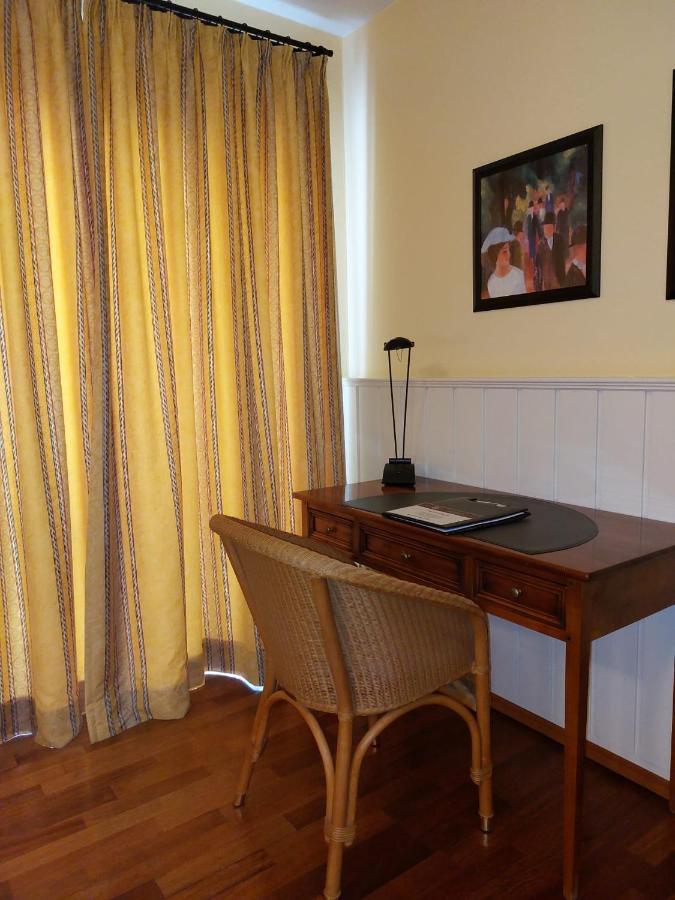 Hotel Goldener Stern Sankt Ingbert Buitenkant foto
