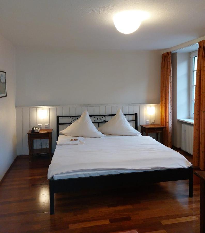 Hotel Goldener Stern Sankt Ingbert Buitenkant foto